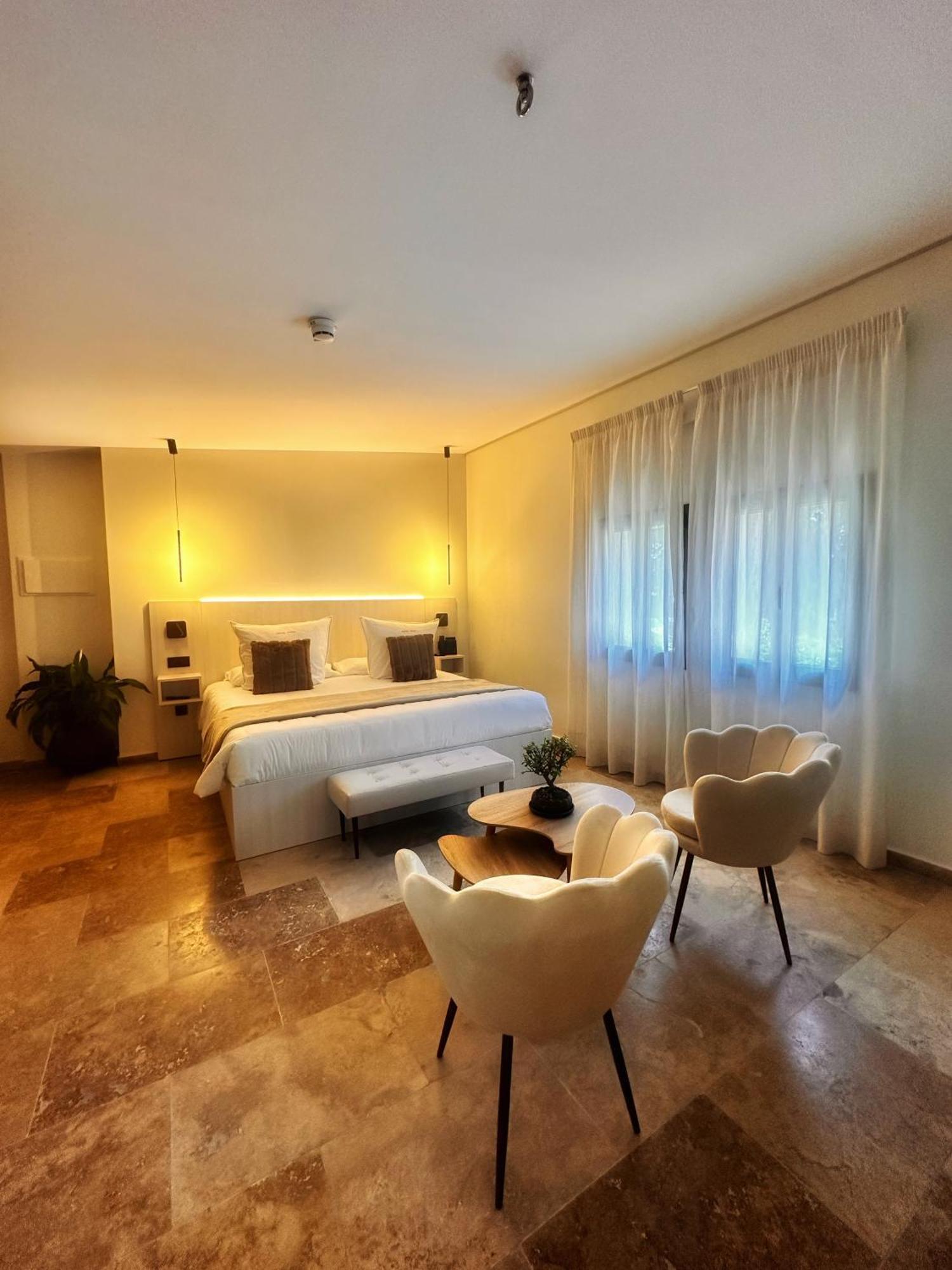 Boutique Hotel Comtal Empuries Roses Ngoại thất bức ảnh