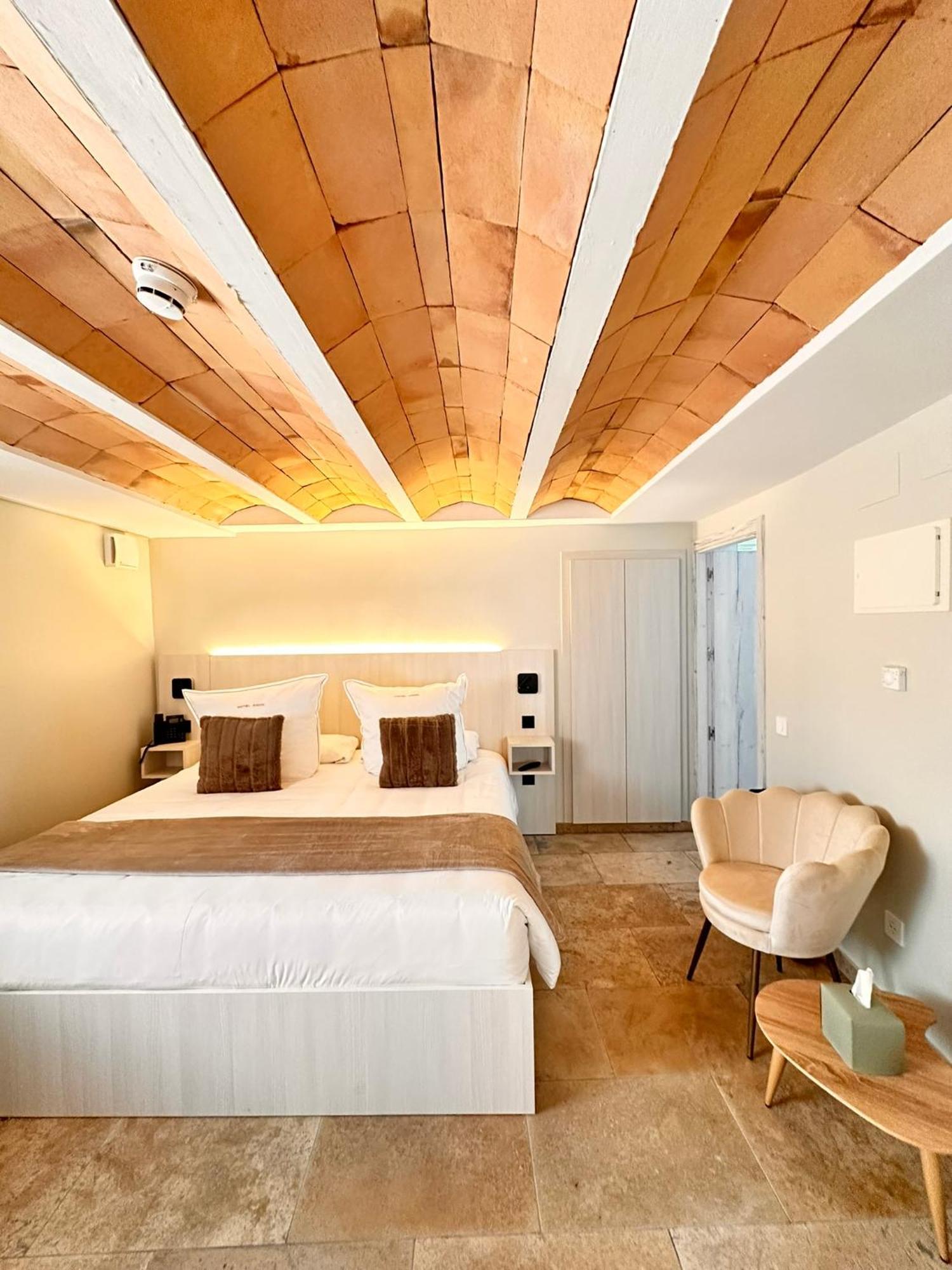 Boutique Hotel Comtal Empuries Roses Ngoại thất bức ảnh