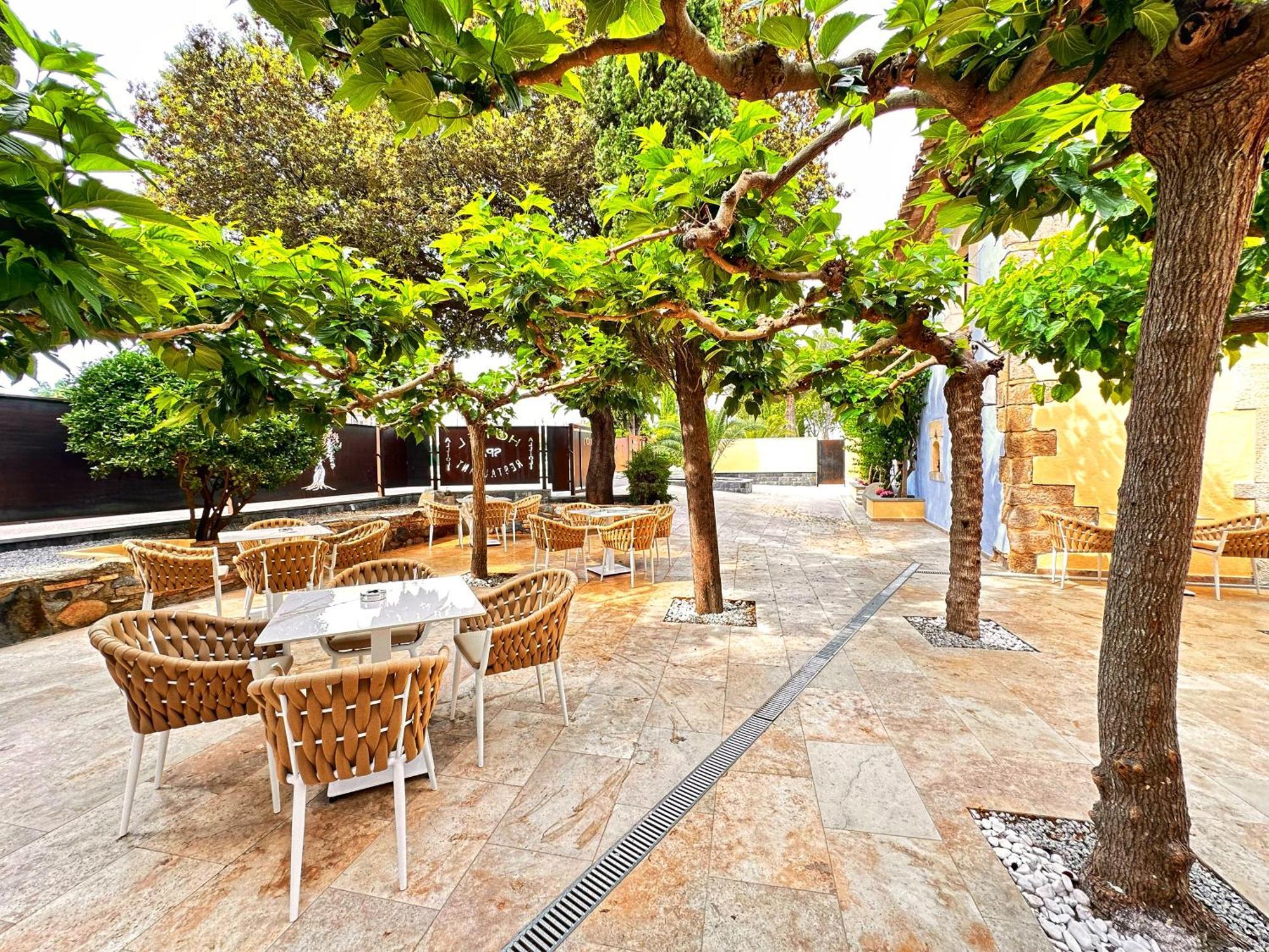 Boutique Hotel Comtal Empuries Roses Ngoại thất bức ảnh