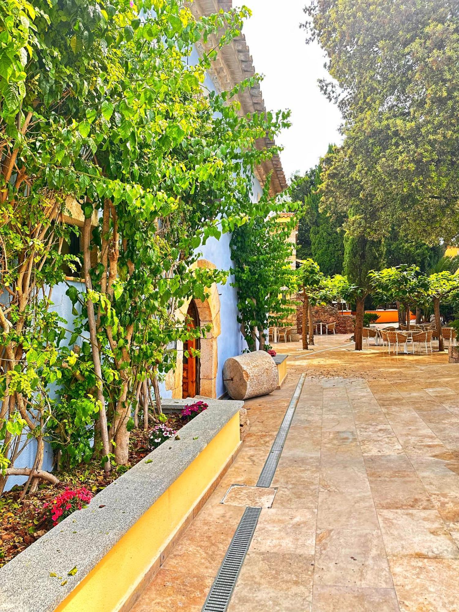 Boutique Hotel Comtal Empuries Roses Ngoại thất bức ảnh