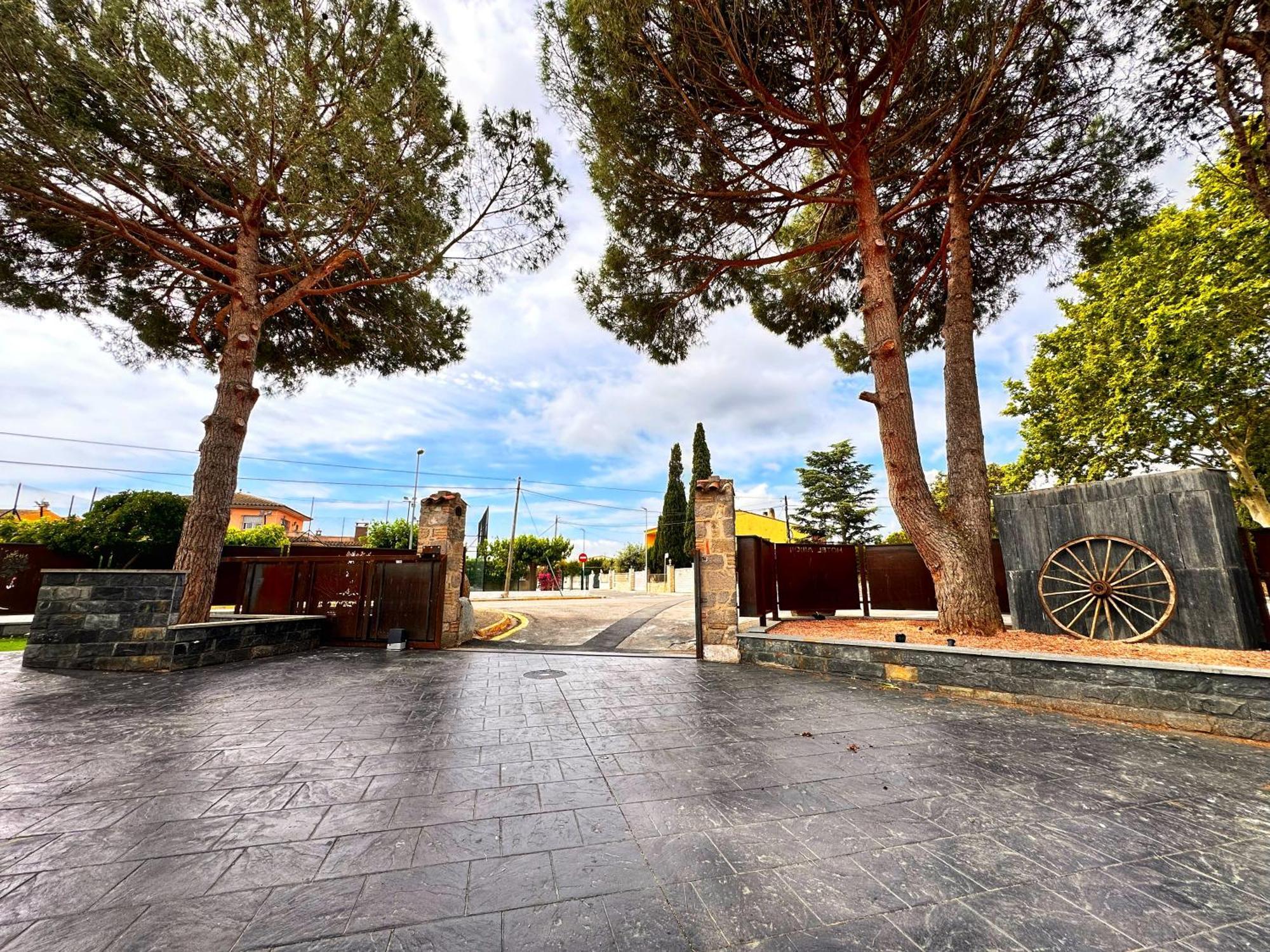 Boutique Hotel Comtal Empuries Roses Ngoại thất bức ảnh
